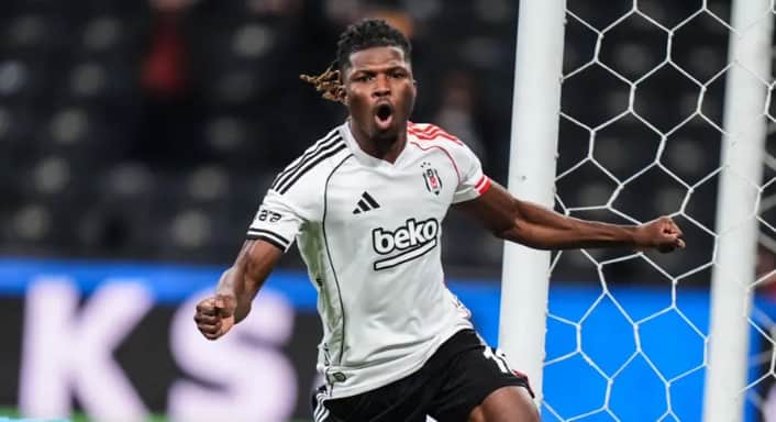Beşiktaş'ta parlayan gol makinesi Fenerbahçe yolunda!