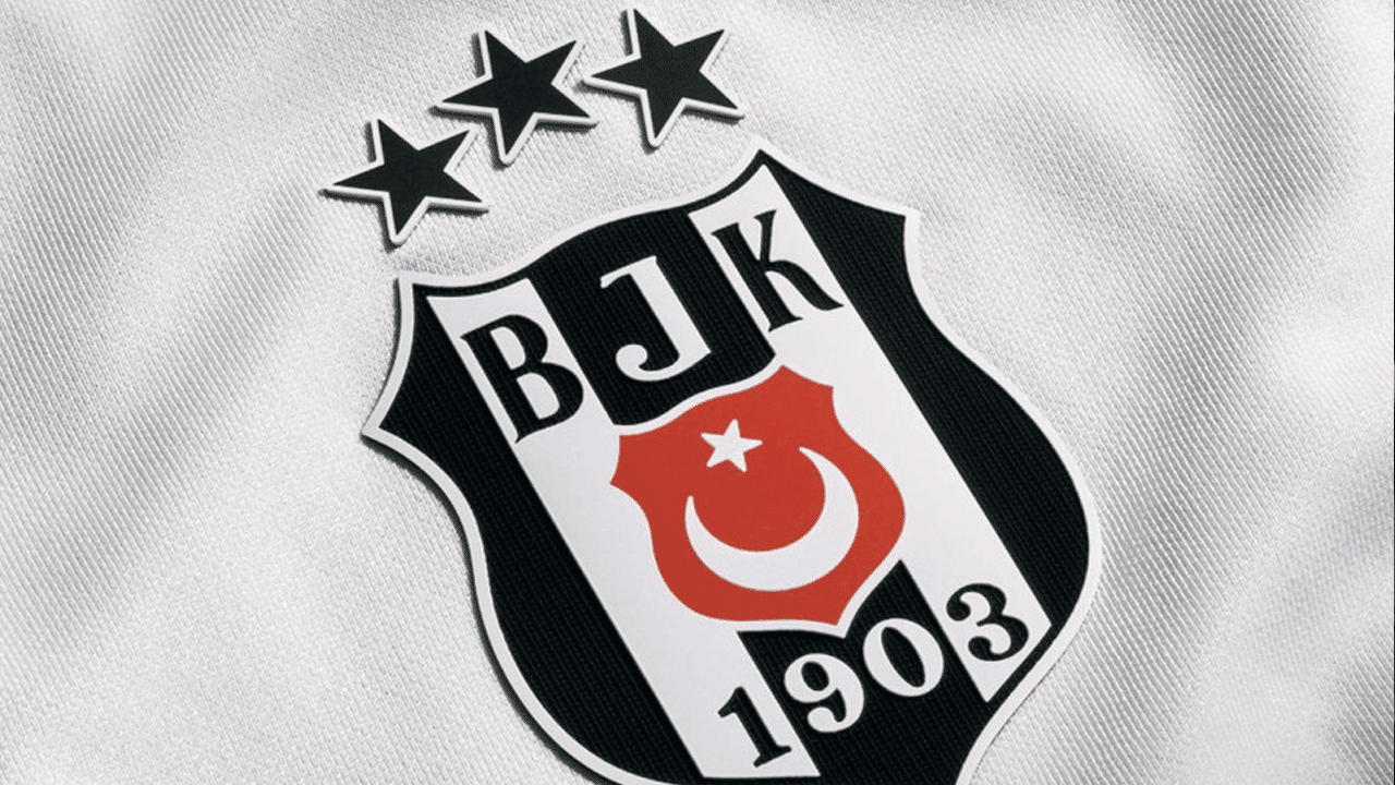 Beşiktaş'tan kadroda temizlik! Bir yıldız ismin daha bileti kesildi
