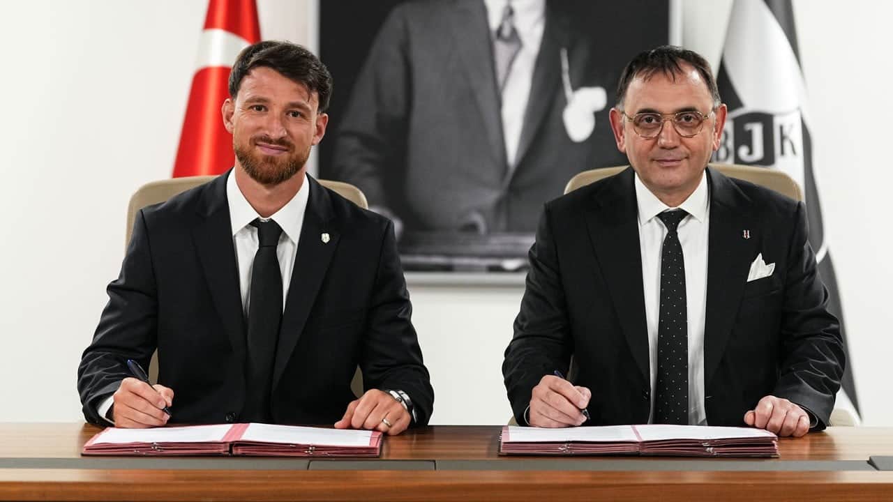 Beşiktaş'tan resmi açıklama! Salih Özcan için 3+1 yıllık imza