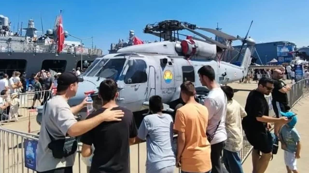 Bilim ve teknoloji çalışmalarını merakla incelediler! Bilecikli çocukların Teknofest heyecanı
