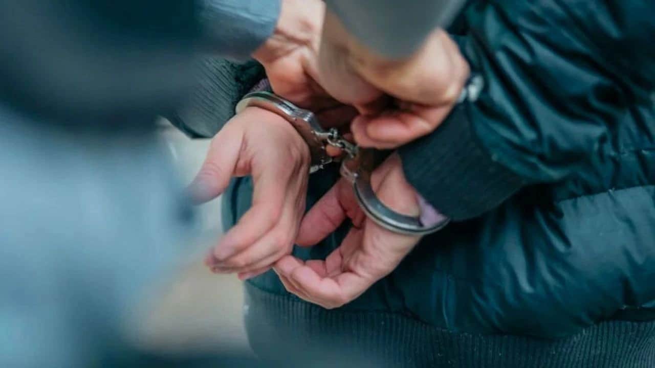 Bir kişinin telefonunu gasbettiği iddia edilen sanığa 15 yıla kadar hapis talebi
