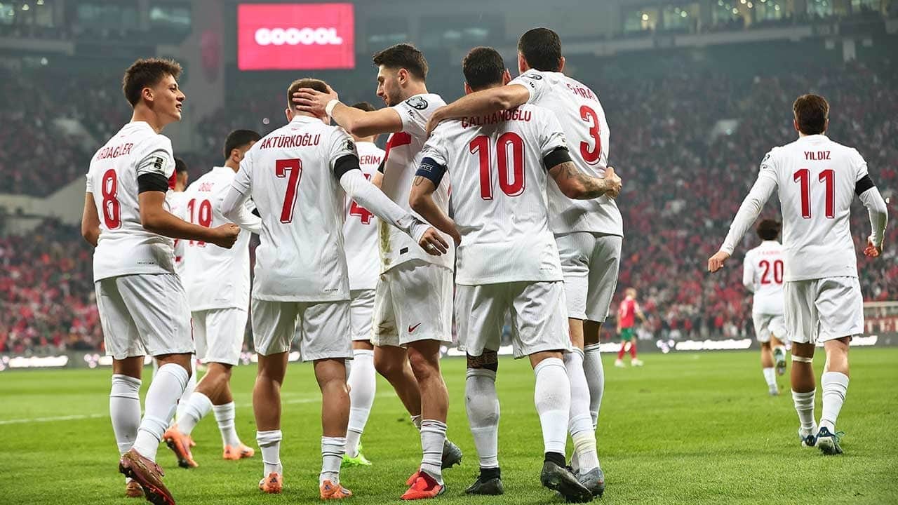 Bizim çocuklardan güzel haber! A Milli Takım, FIFA sıralamasında yükseldi