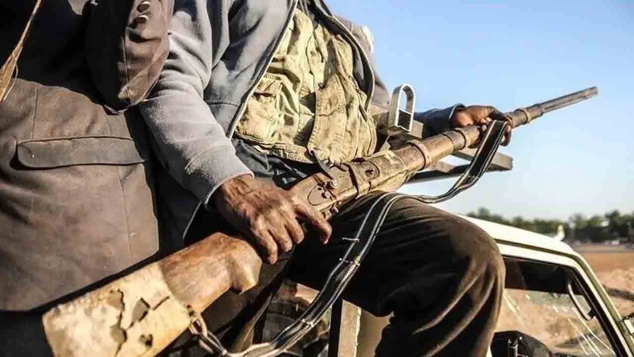 Boko Haram okulu bastı: Öğrenciler kaçırıldı