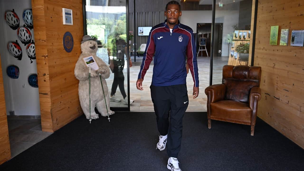 Bonservisi 3 milyon Euro! Trabzonspor, Rene Mitongo Muteba transferini resmen duyurdu