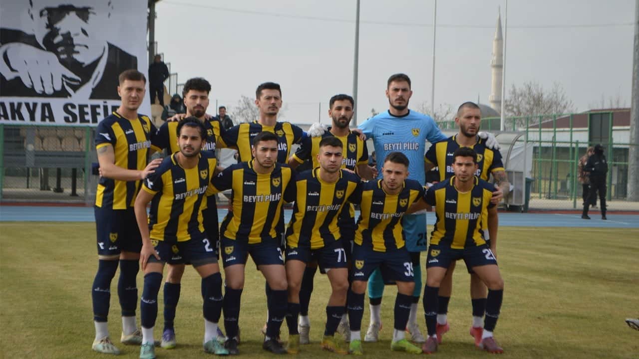 Böylesi ancak fıkralarda olur! Tek penaltı kullanmak için 226 km gidecekler