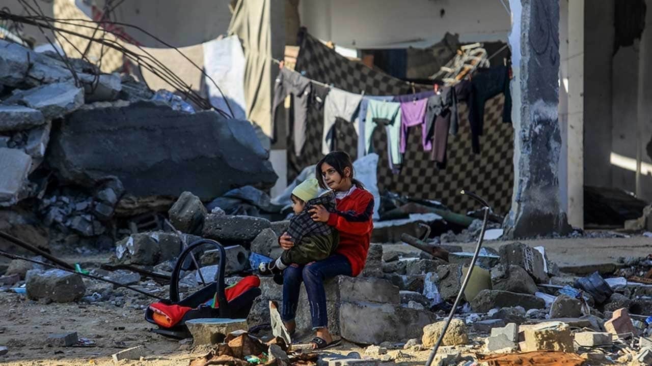 Bunun anlamı "Gazze’yi terk edin" demektir