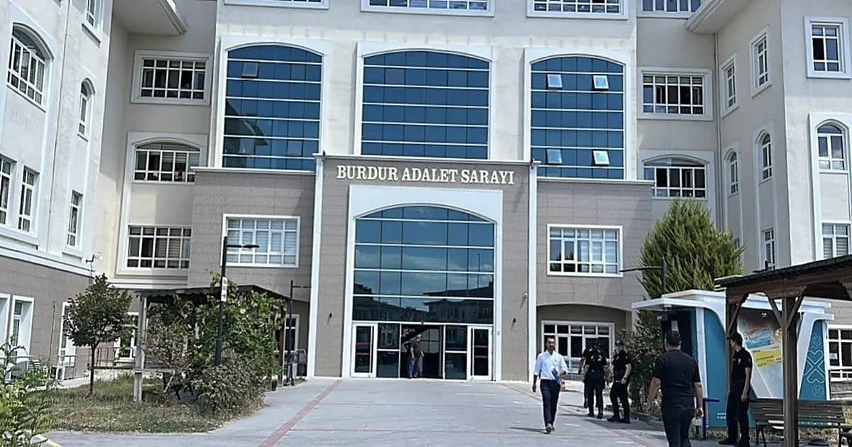 Burdur'da yasa dışı bahis operasyonu: 5 şüpheli yakalandı, 199 milyon TL'lik işlem hacmi