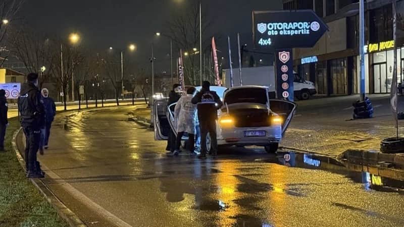 Bursa'da nefes kesen kovalamaca: Durdurulan araçtan el bombası çıktı!