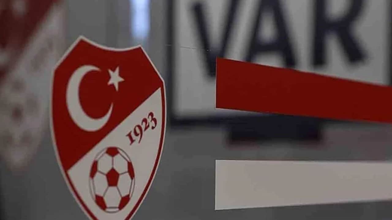 Büyük derbinin VAR hakemi belli oldu