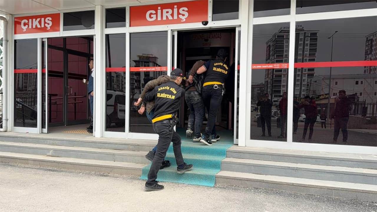Büyük vurgun karakolda bitti Sahte polisler gerçeklerinden kaçamadı