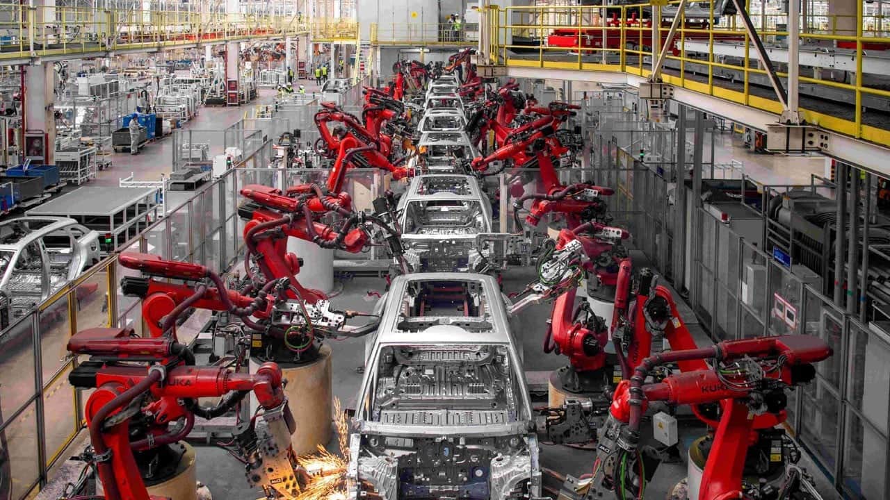 BYD fren yaptı, Hyundai ve Renault gaza bastı! Türkiye otomotivde yeni döneme giriyor