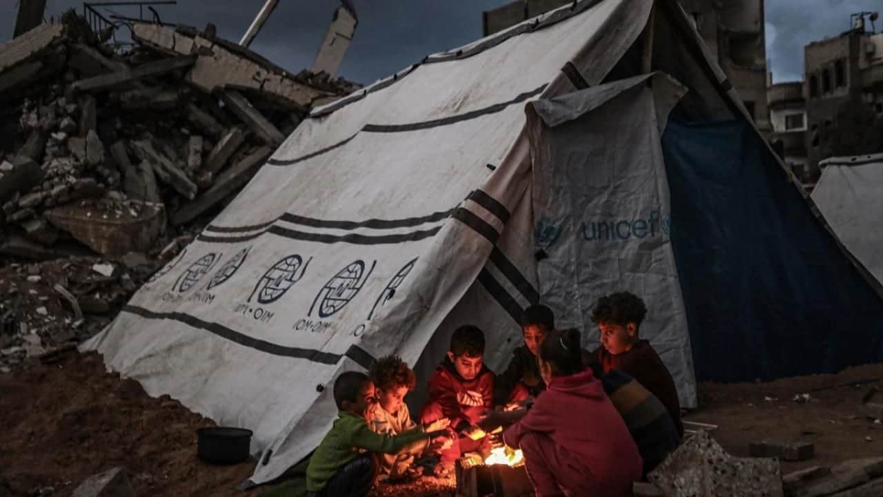 Çadırda yangın faciası: Anne ve çocuğu can verdi