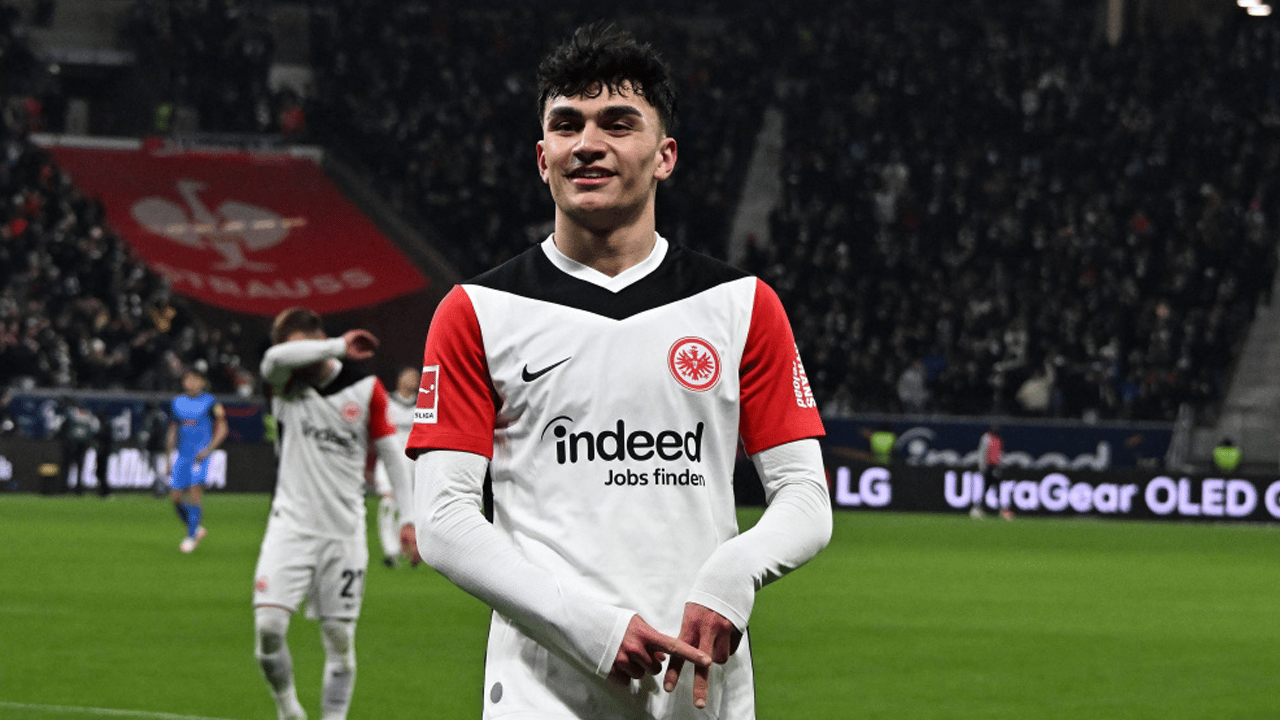 Can Uzun'dan taraftarı heyecanlandıran Galatasaray kararı!