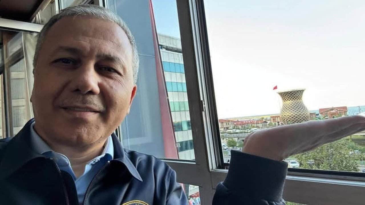 Bakan Ali Yerlikaya sosyal medya akımına kapıldı