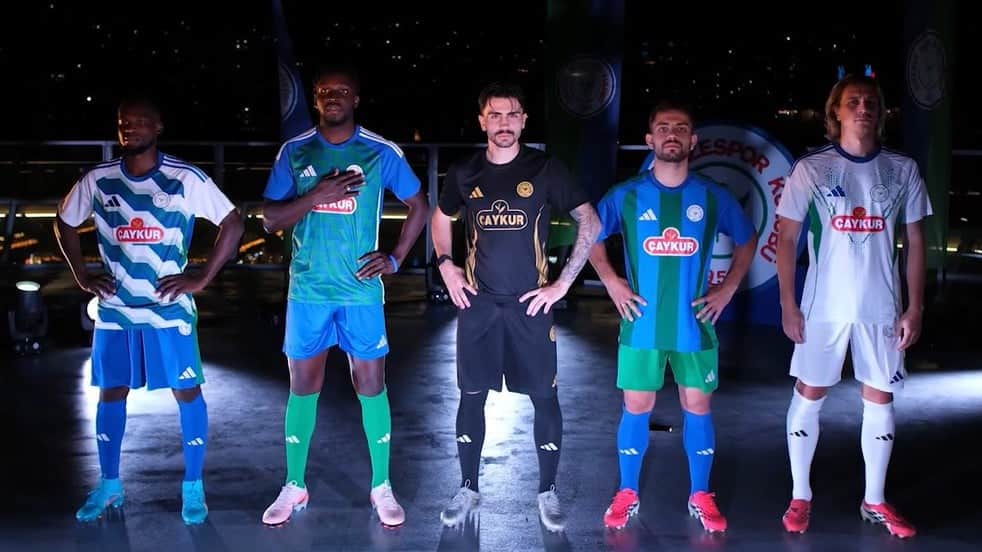 Çaykur Rizespor’dan 18 yıllık geri dönüş! Yeni formalar tanıtıldı