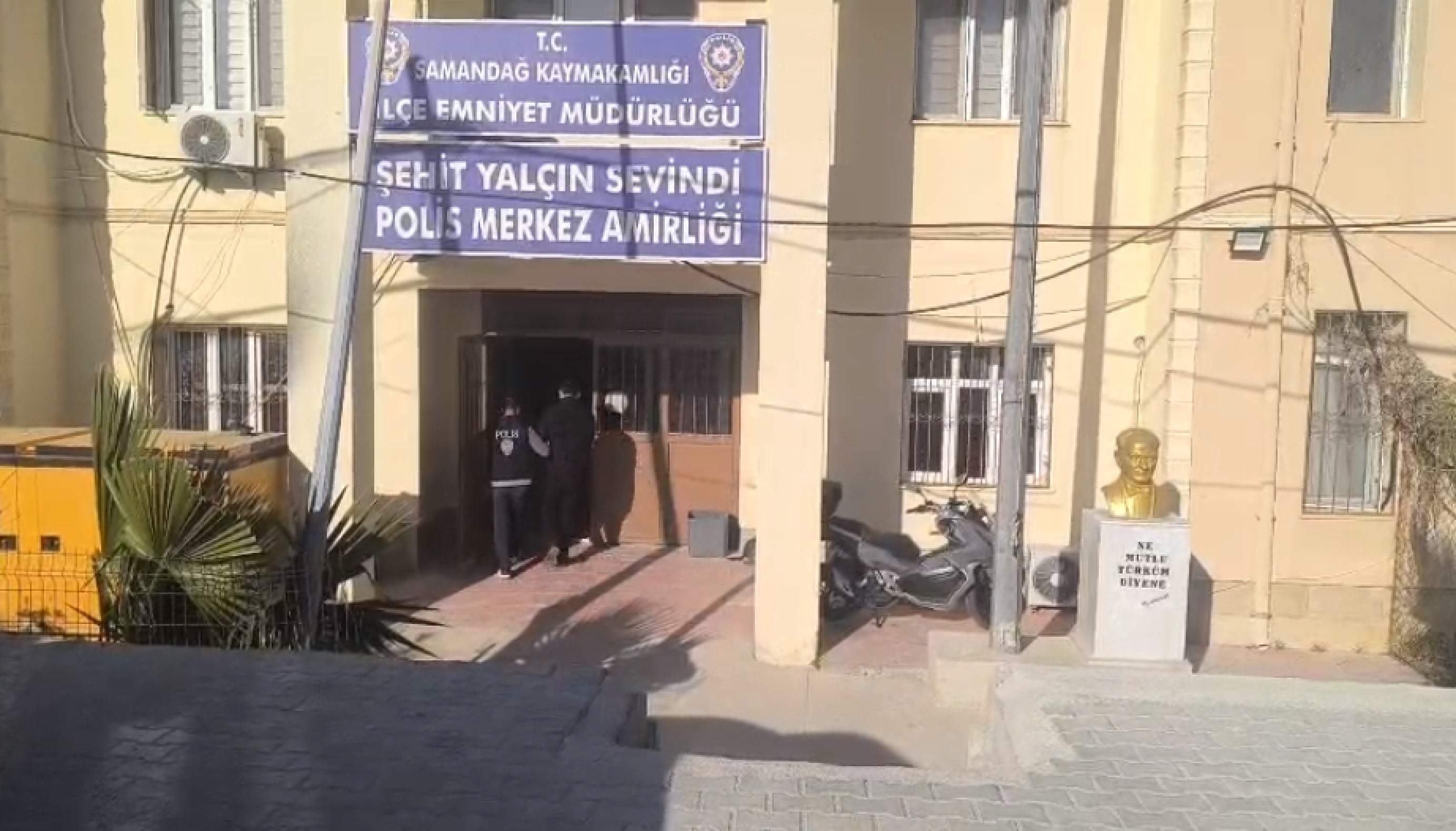 Cinayet firarileri kıskıvrak yakalandı! Yol verme kavgasının bedeli ağır oldu!
