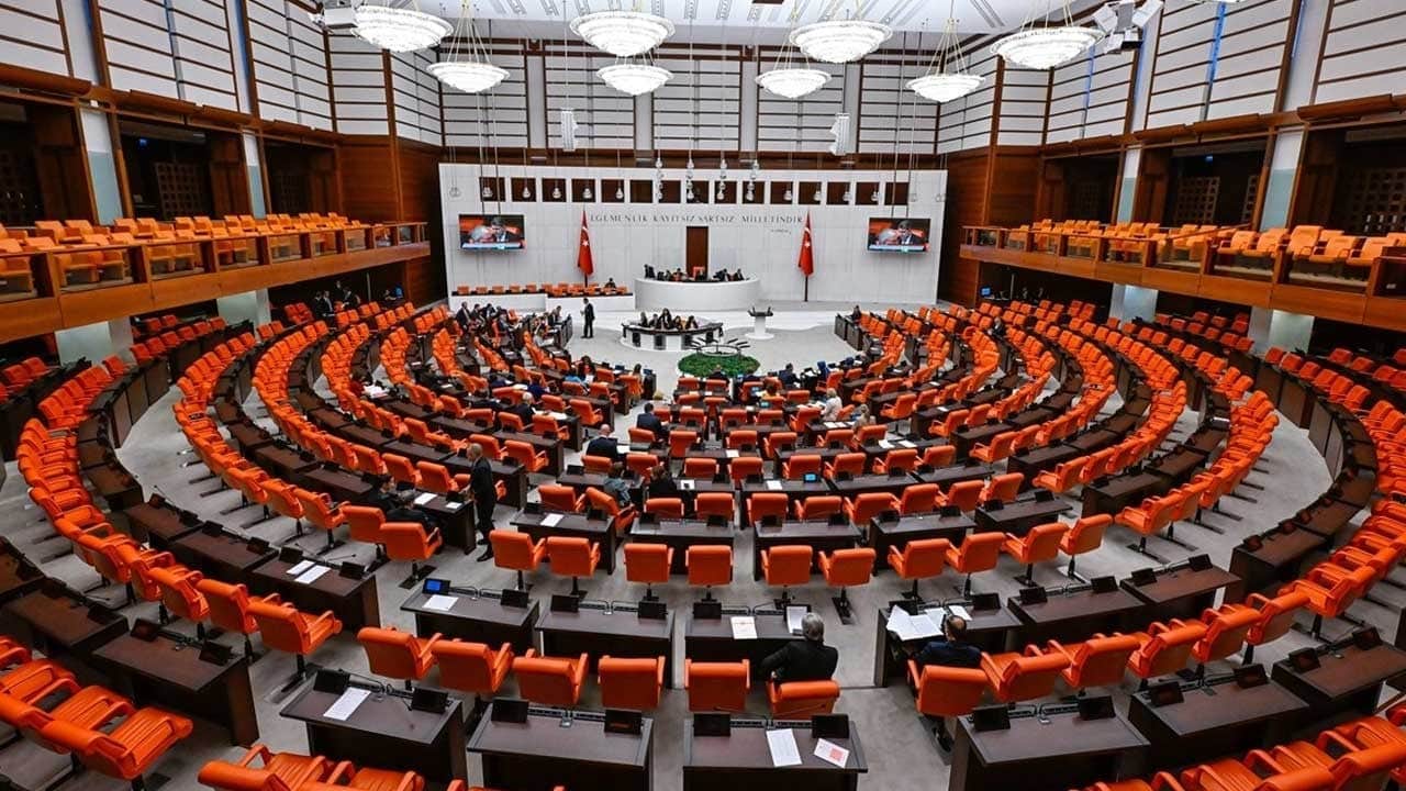 Çocukları suçtan koruyacak paket Meclis'te