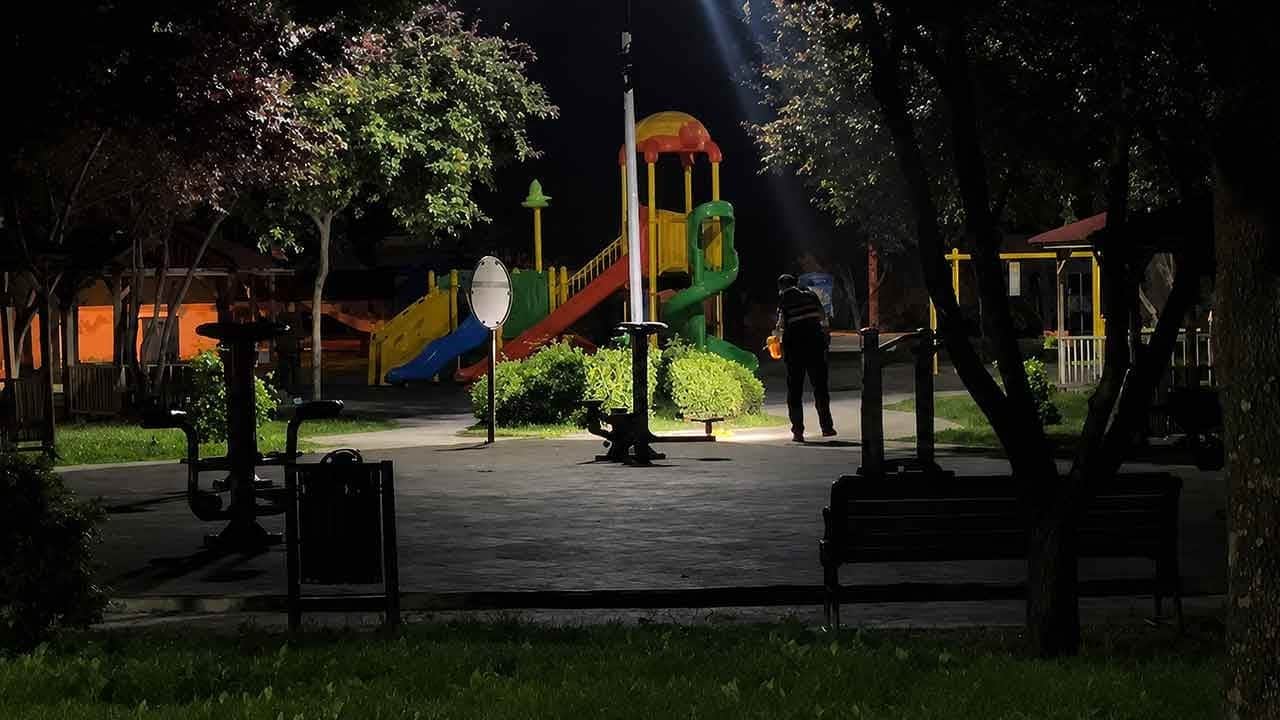 Çorum'da parkta dehşet anları! Silah seslerini duyanlar kaçacak yer aradı!
