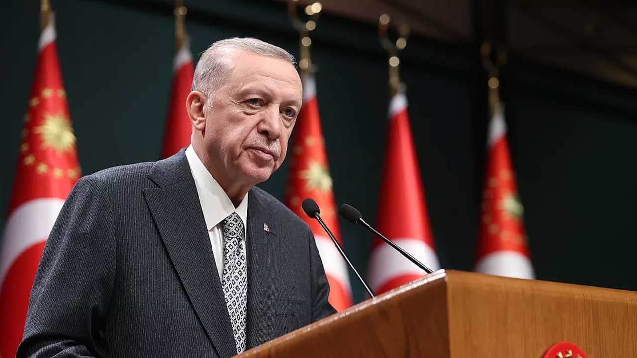 Cumhurbaşkanı Erdoğan Başpehlivan Erkan Taş'ı kutladı