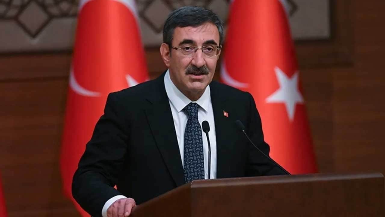Cumhurbaşkanı Yardımcısı Cevdet Yılmaz'dan asgari ücret açıklaması