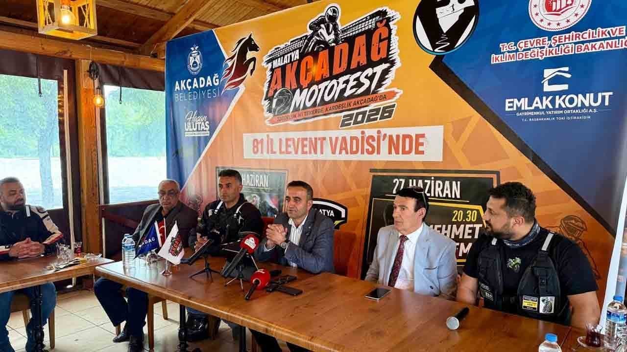 Depremin sarstığı ilçede MotoFest heyecanı