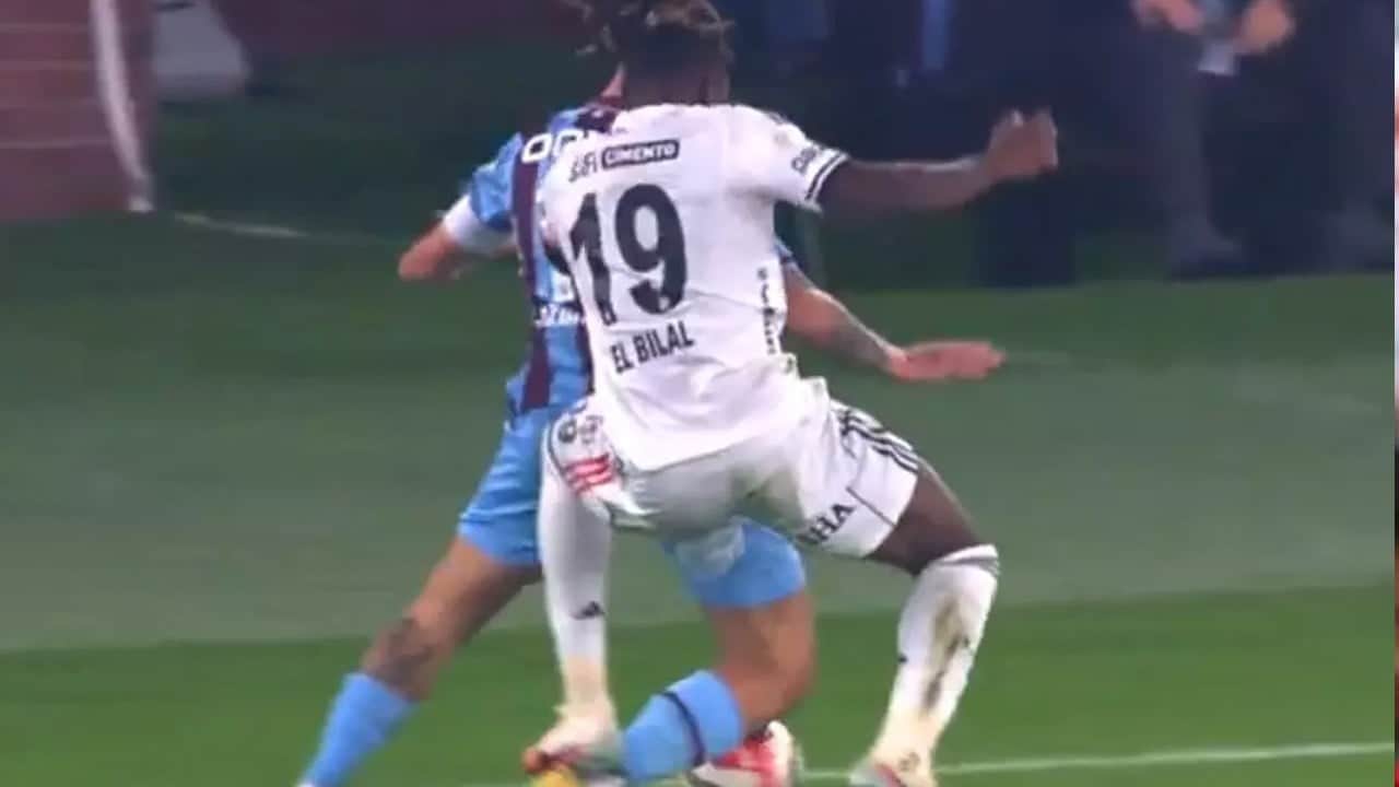 Dev maçta kırmızı kart oldu! Sahada: Savunmada sürpriz... Beşiktaş'ta yine kayıp