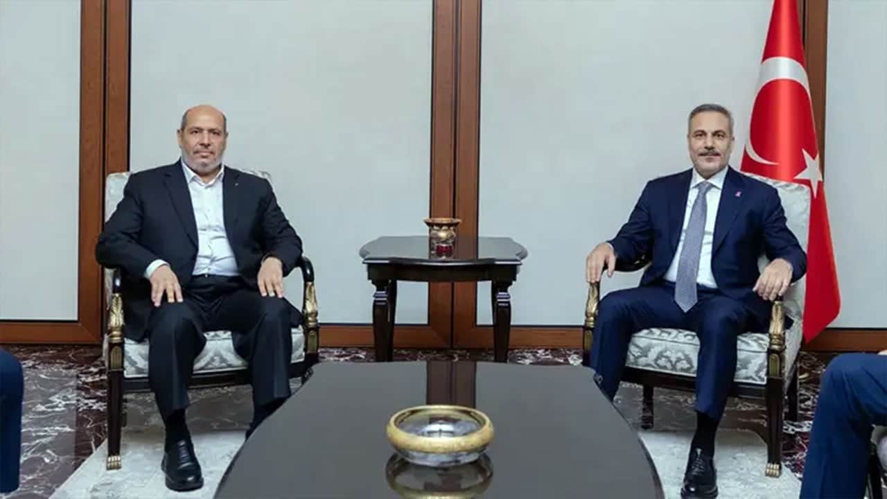 Diplomasi trafiğinde sıcak temas! Bakan Fidan Ankara'da Hamas lideriyle masaya oturdu!