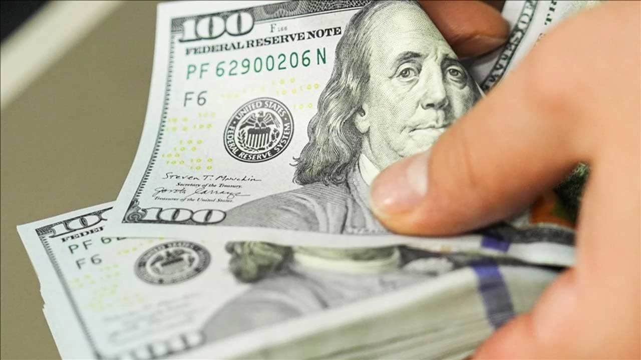 Dolar yeni güne böyle başladı