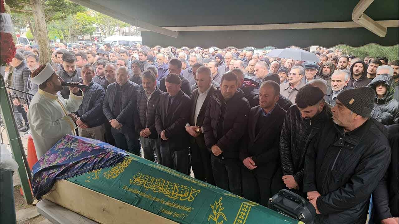Düğün yolunda feci son! Elif Kel gözyaşları içinde uğurlandı!