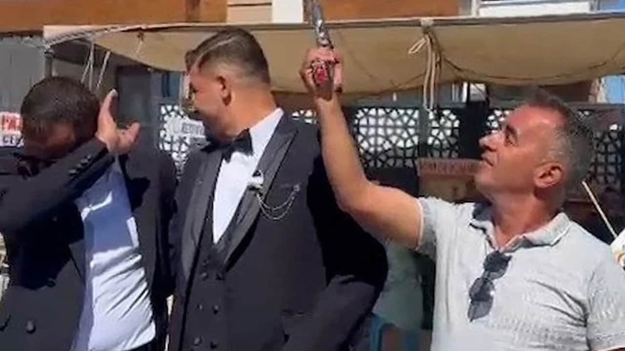 Düğünde havaya ateş açan maganda muhtar, 17 yaşındaki çocuğu vurdu
