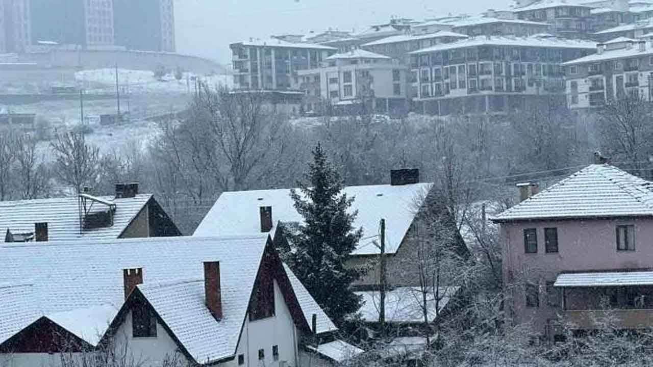 Düzce beyaza büründü!