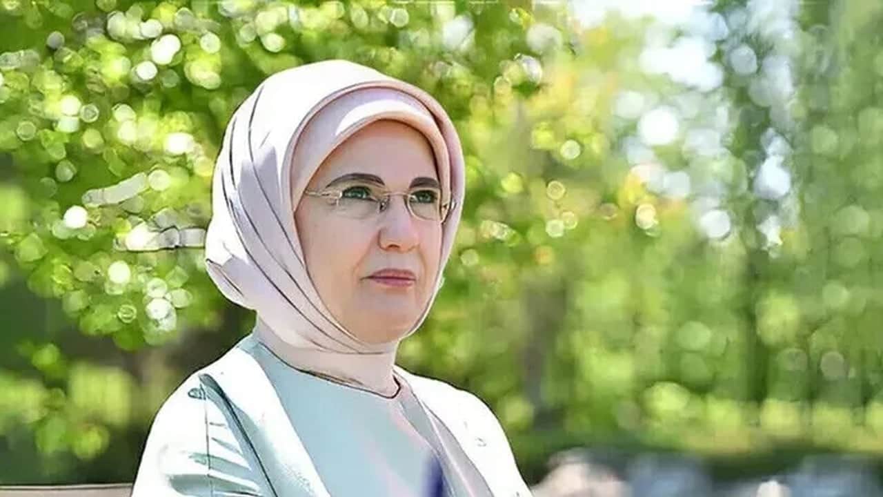 Emine Erdoğan'dan 'Malazgirt Zaferi' paylaşımı