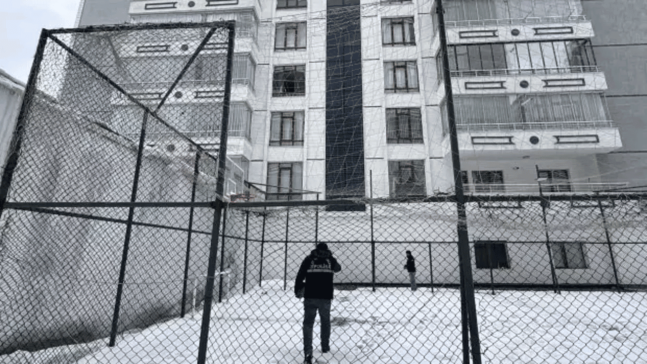 Erzurum'da evini temizlemek isteyen kadının feci ölümü!