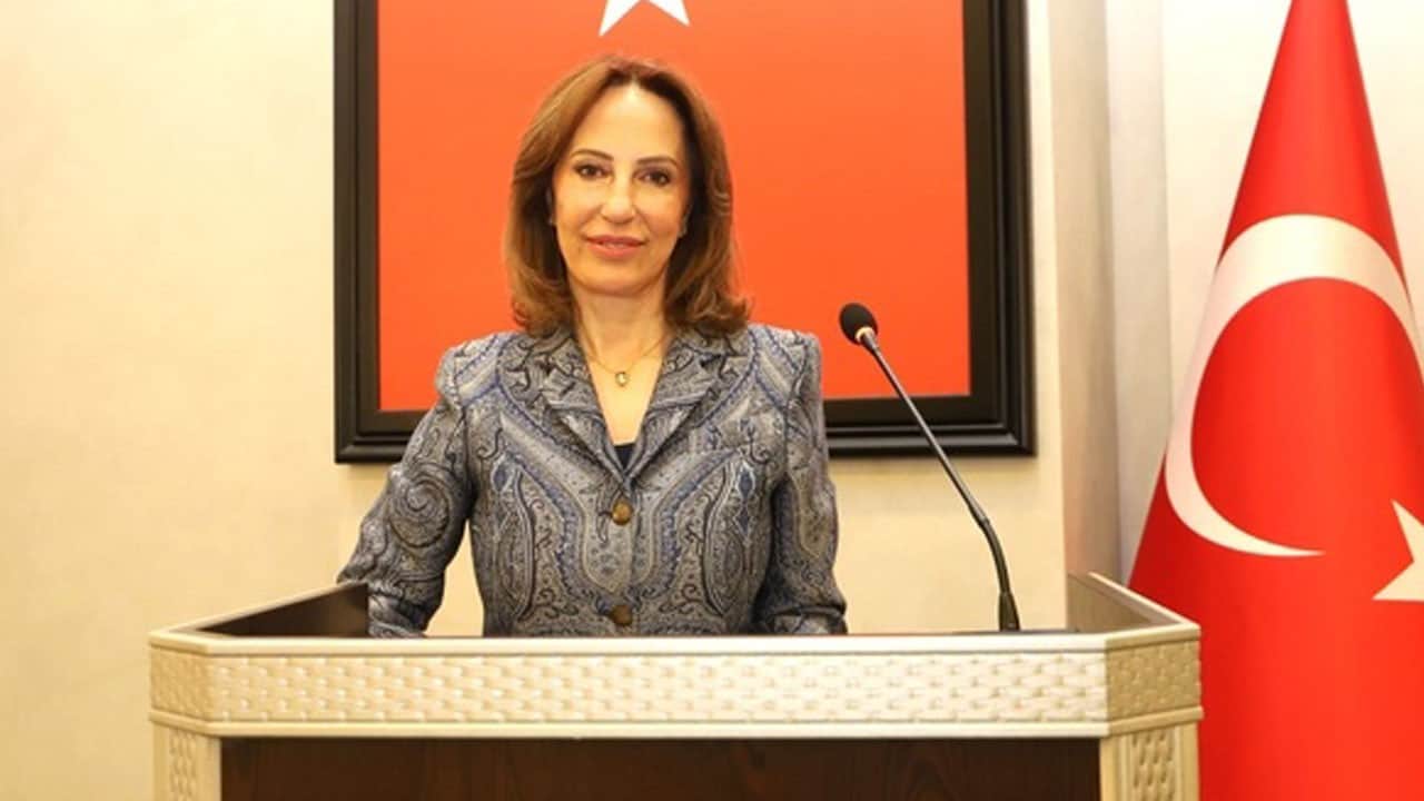Esin Güral Argat yeniden aday!