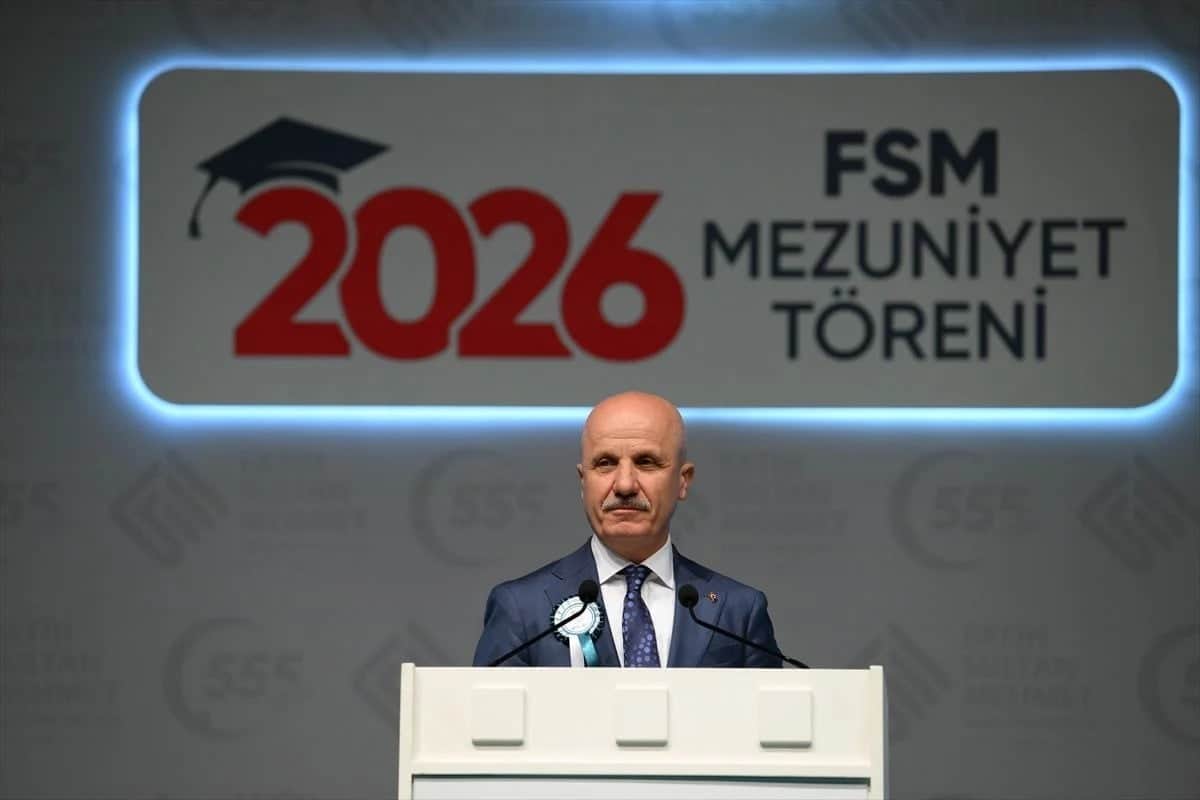 Fatih Sultan Mehmet Vakıf Üniversitesi 12. Dönem Mezuniyet Töreni Gerçekleştirildi
