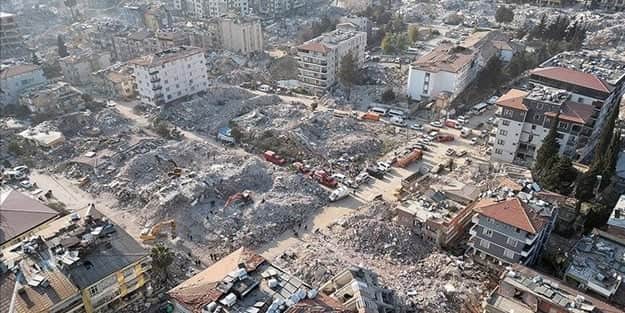 Felaket Karşısında Devlet Aklı, Deprem Karşısında Siyaset Cambazları