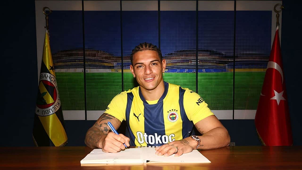 Fenerbahçe bir isimle daha yollarını ayırdı! Diego Carlos'un rotası açıklandı
