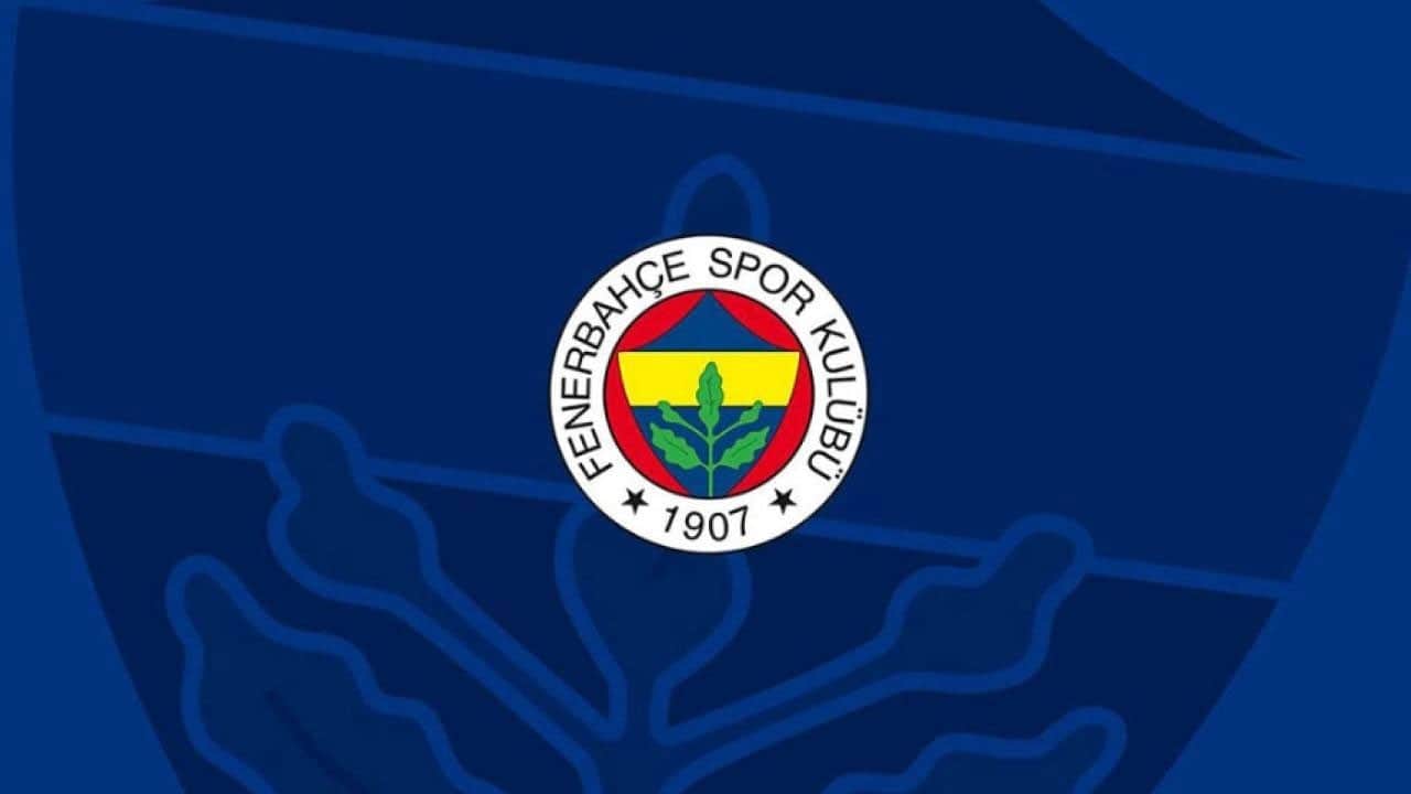 Fenerbahçe yıldız isimle yolları ayırdı