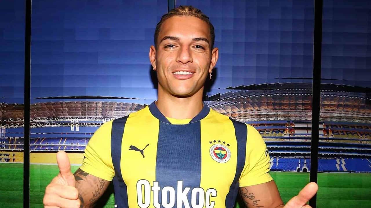 Fenerbahçe'den Diego Carlos açıklaması