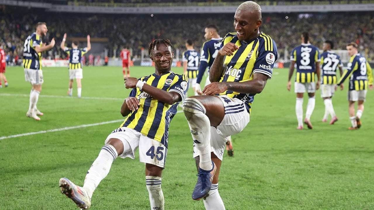 Fenerbahçe'nin hazırlık maçı programı belli oldu