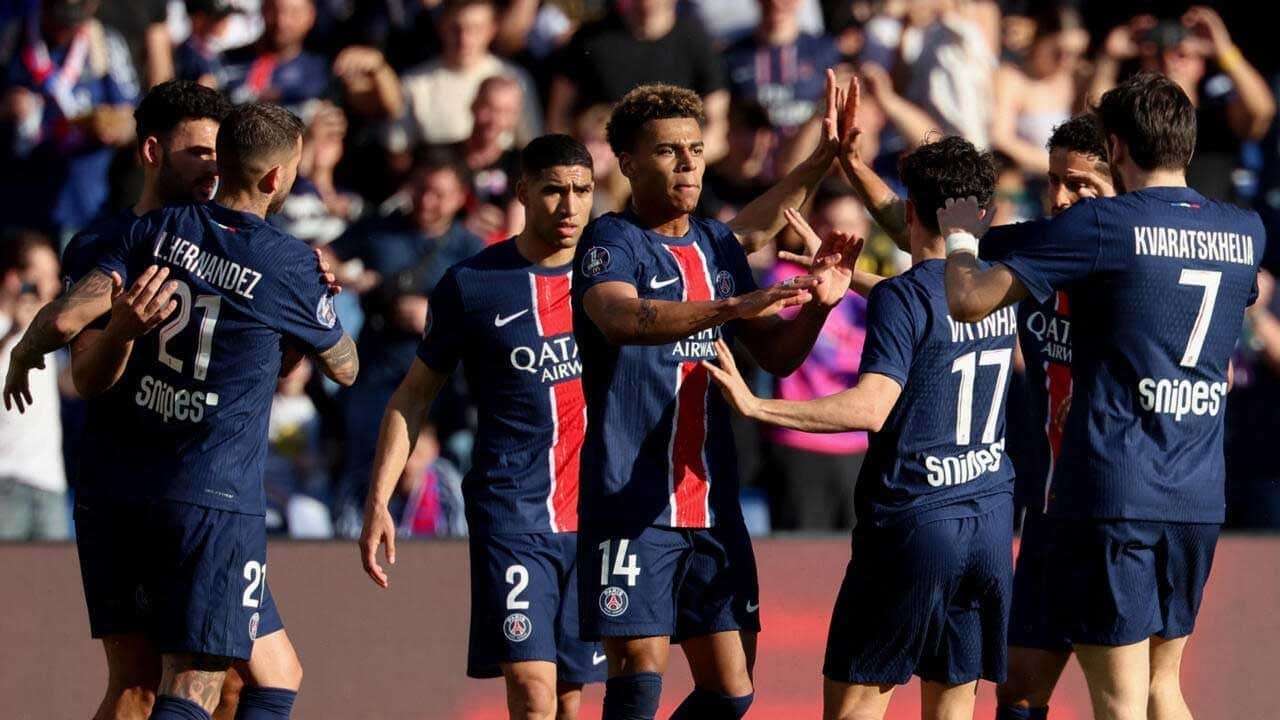 Ferran Torres PSG’yi Rennes deplasmanında ipten aldı