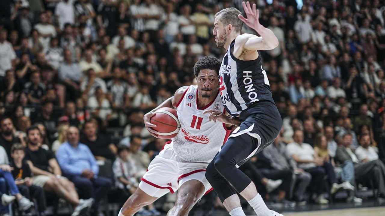 Final biletini kaptı! Beşiktaş, Fenerbahçe’nin rakibi oldu