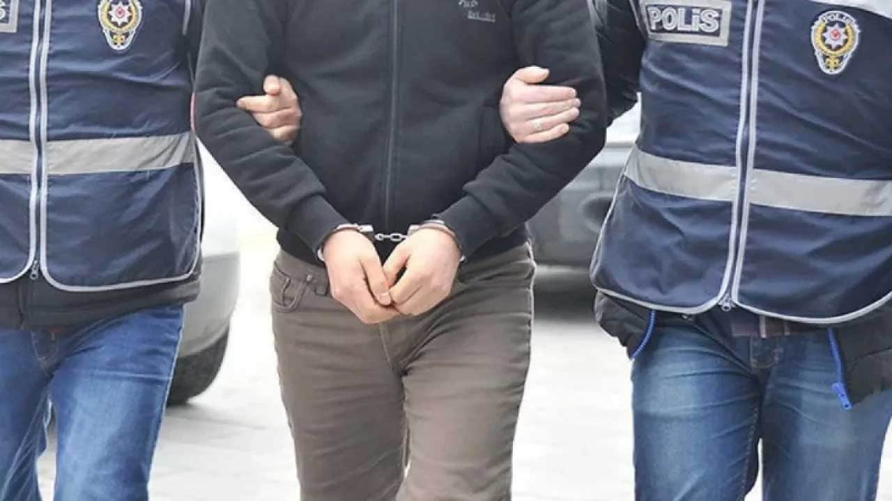 Firari FETÖ'cü paketlendi