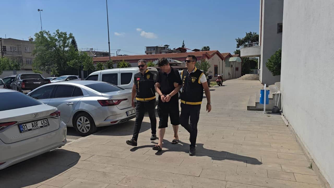 Firarinin oyunu bozuldu! Kolundaki detay gerçeği ortaya çıkardı