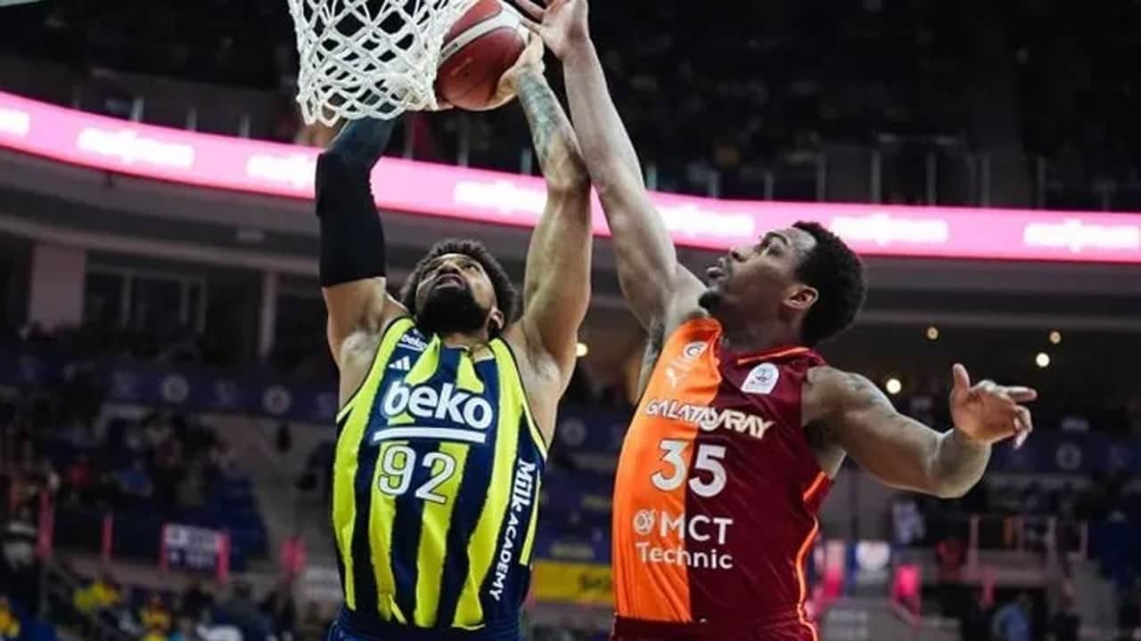 Galatasaray’da 3 ayrılık birden