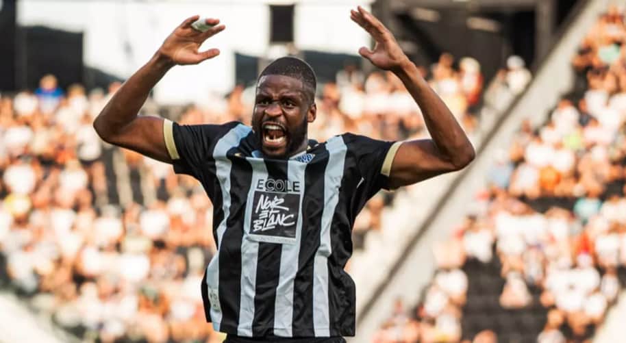 Galatasaray'dan stoper takviyesi: Ousmane Camara için ilk temas kuruldu