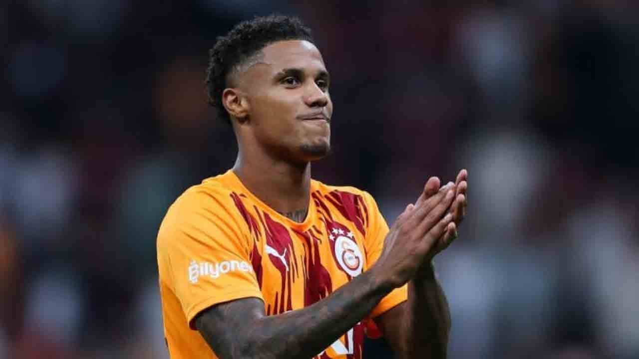 Galatasaraylı oyuncudan sürpriz karar: 27 yaşında milli takıma veda ediyor