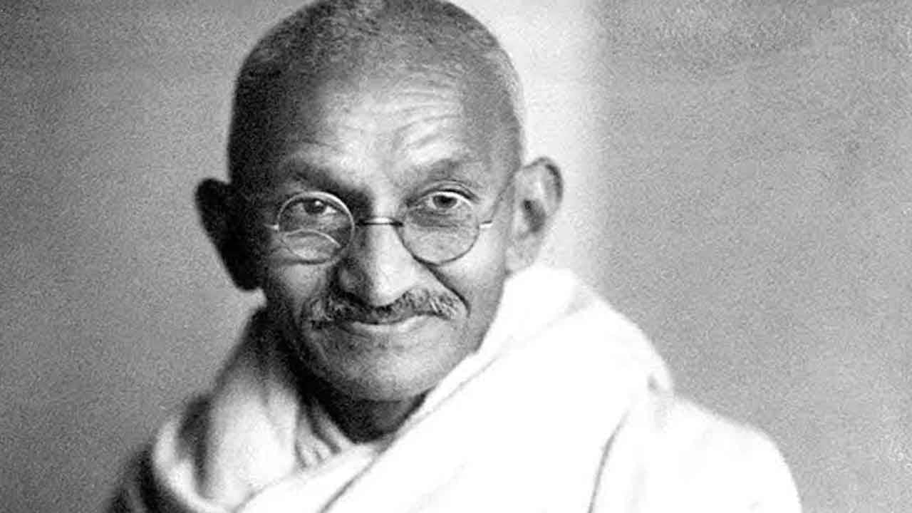 Gandhi'nin el yazmaları rekor fiyata satıldı! Hint tarihinde bir ilk!