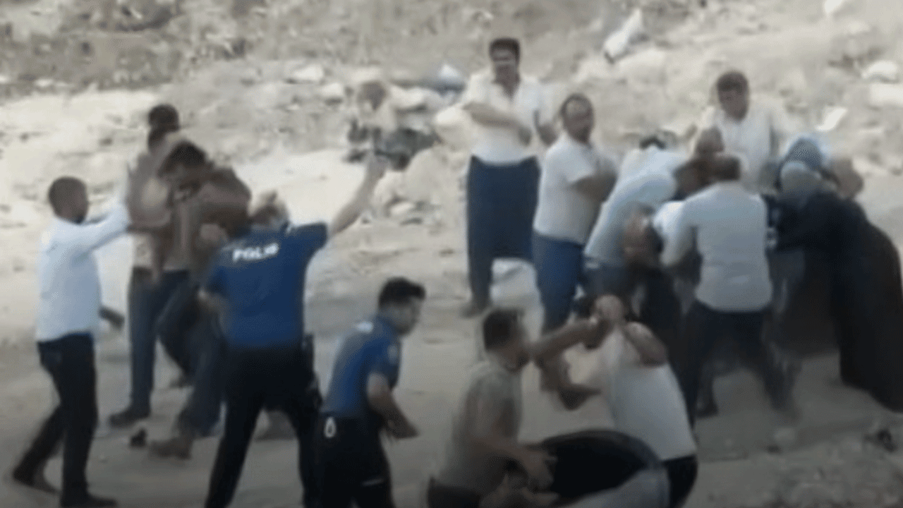 Gaziantep'te iki grup taş ve sopalarla birbirine girdi!