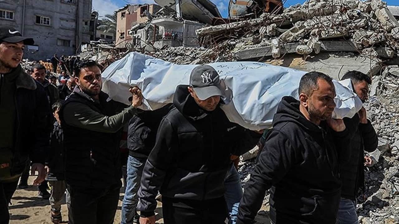 Gazze'de şehit sayısı 72 bin 941’e yükseldi